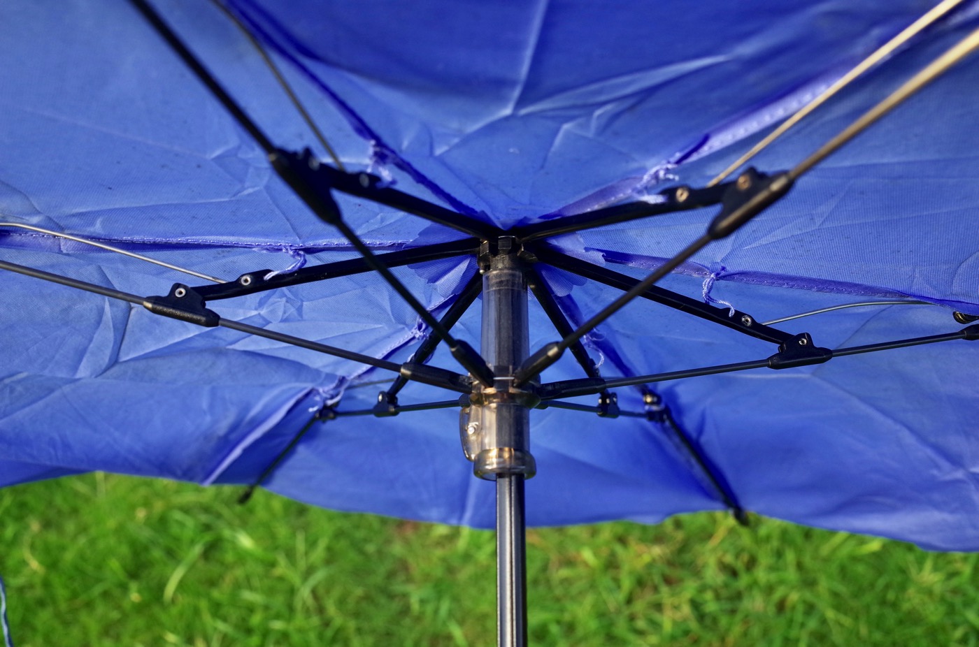 Uvion 8803 ultra lightweight folding umbrella 00011