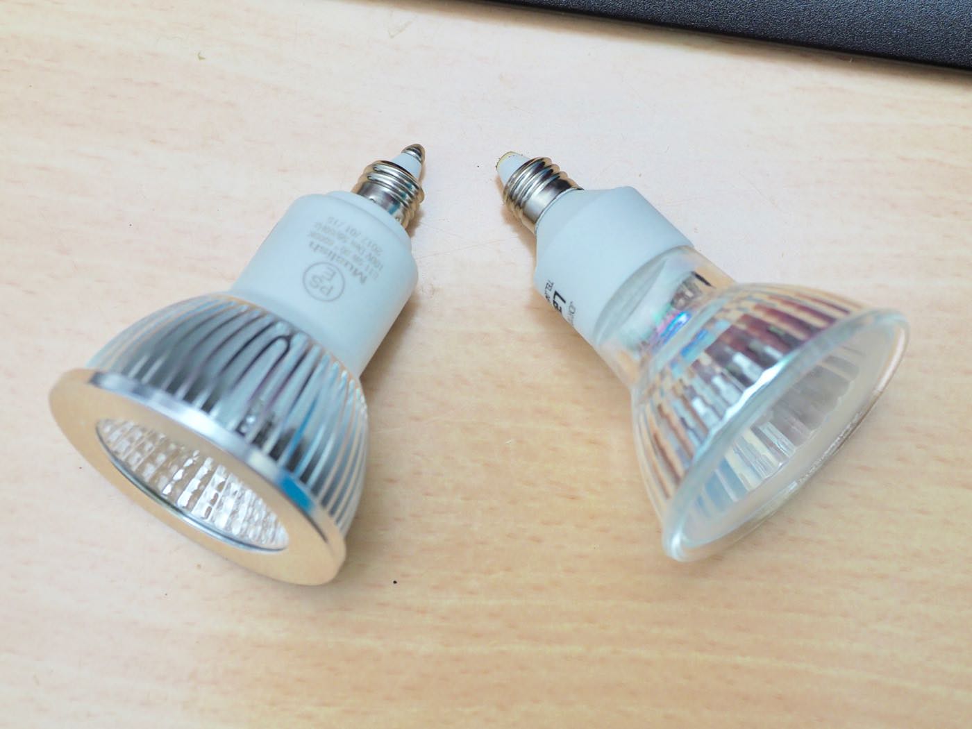 Replacement of halogen lamp with led light 00009
